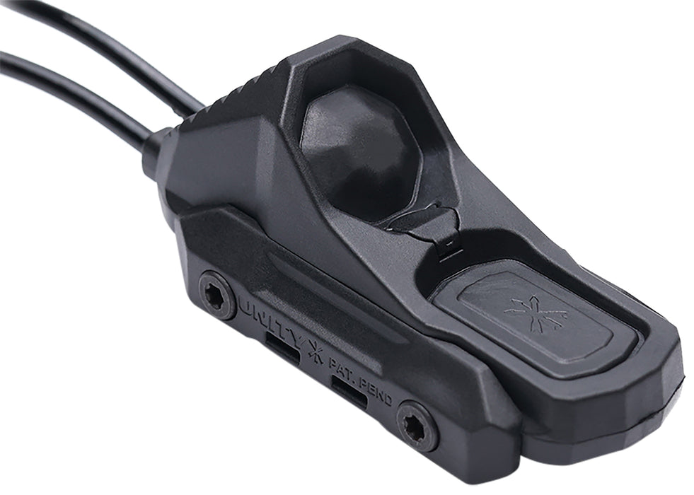 Unity Tactical LLC AXNSSI7B Axon  Sync  Black Surefire/Crane Laser